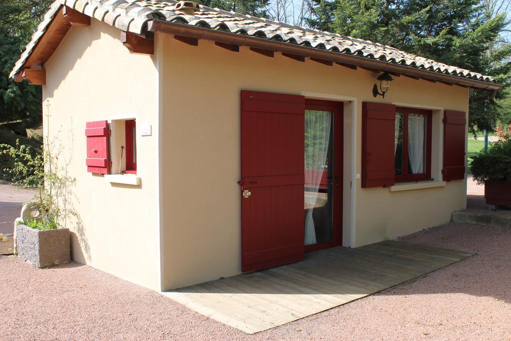 Hotel Restaurant Le Moulin De Saint Verand Exterior foto