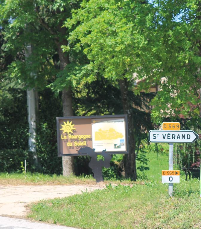 Hotel Restaurant Le Moulin De Saint Verand Exterior foto