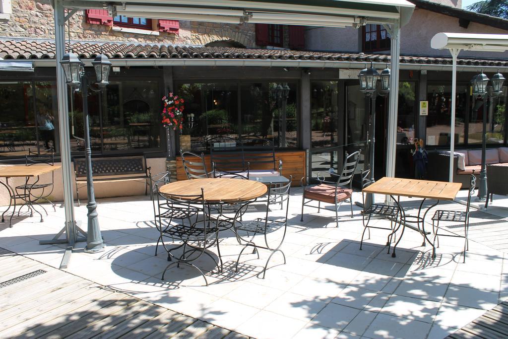 Hotel Restaurant Le Moulin De Saint Verand Exterior foto