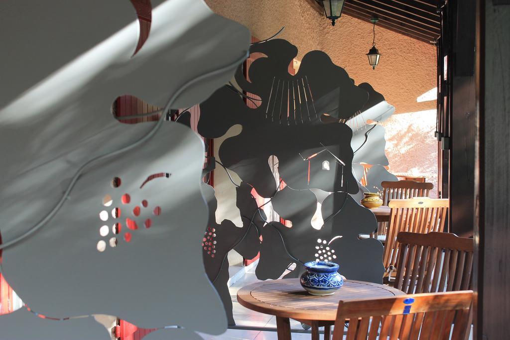 Hotel Restaurant Le Moulin De Saint Verand Exterior foto